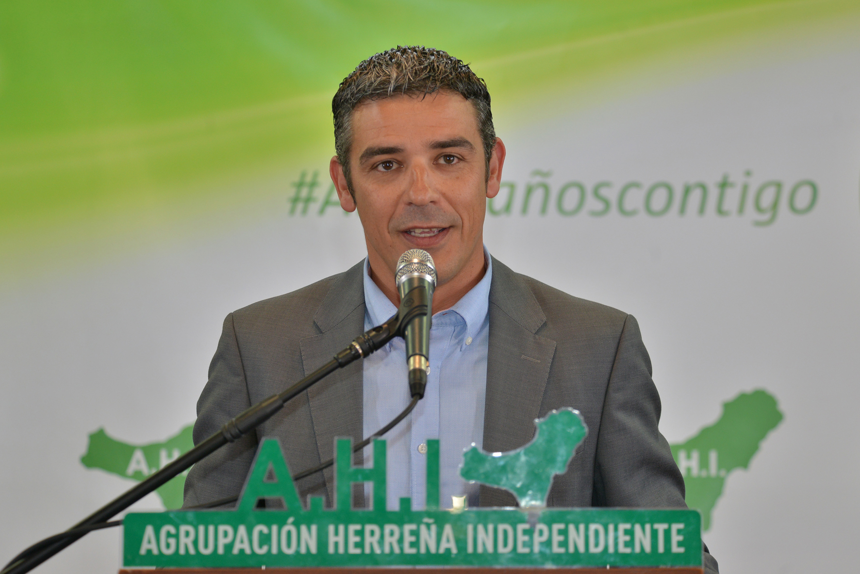 Quintero pide al Gobierno de Canarias que informe sobre la renovación de la OSP entre El Hierro y Tenerife