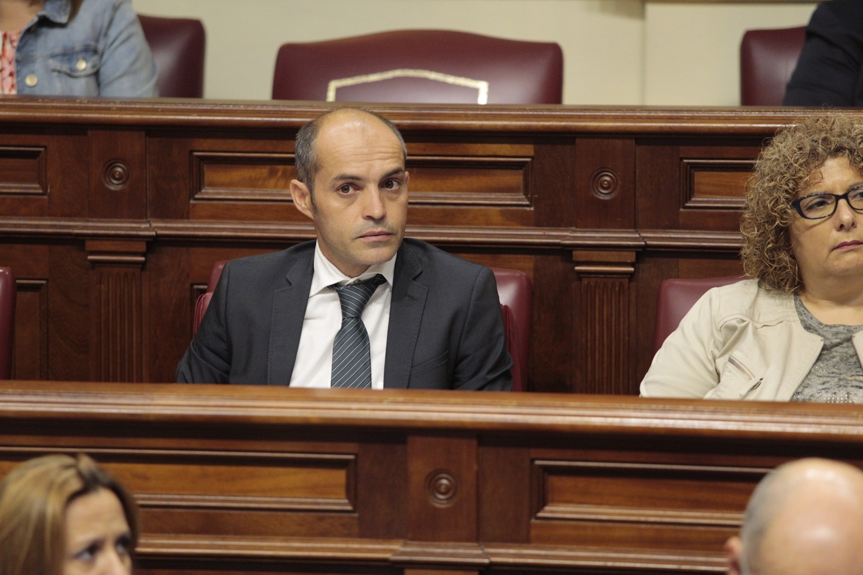 Video Noticia: David Cabrera pregunta en el Parlamento de Canarias por la situación de servicio de medicina forense de El Hierro