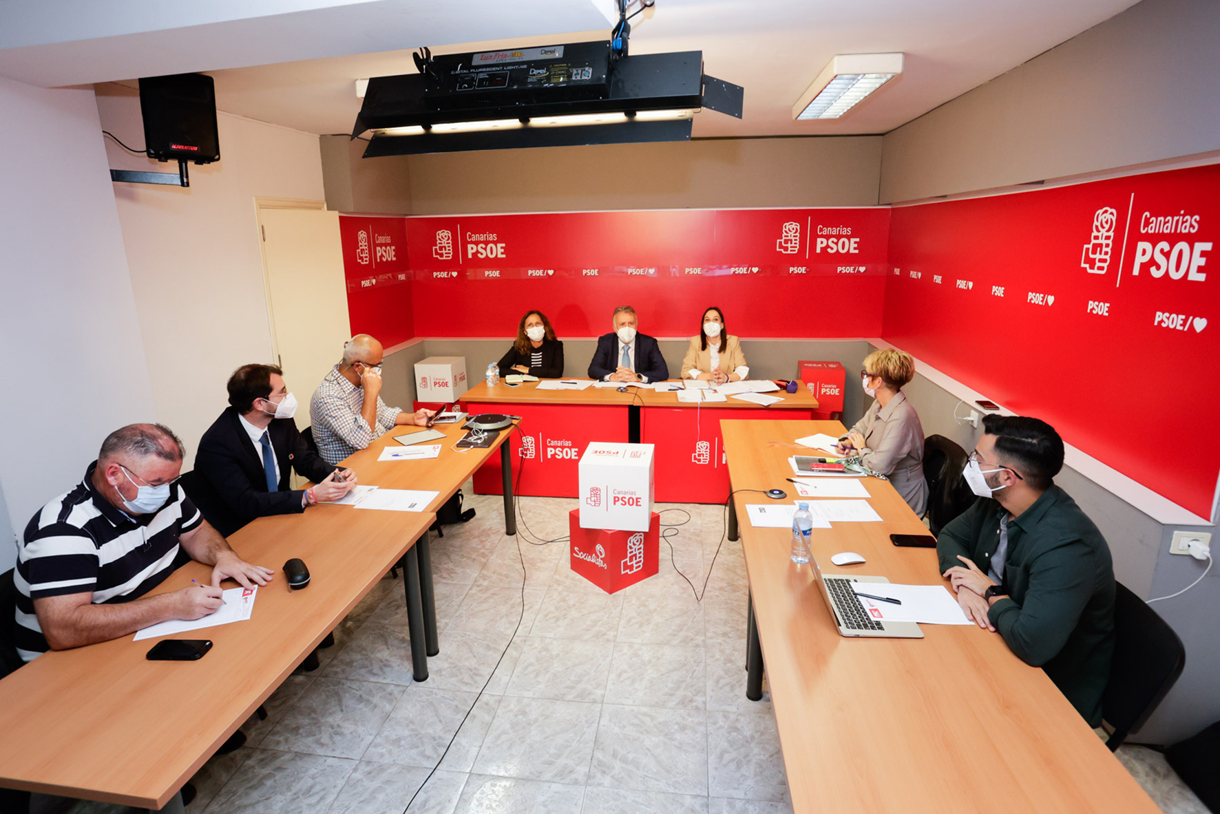 El PSOE Canarias acuerda poner en marcha todos sus congresos insulares