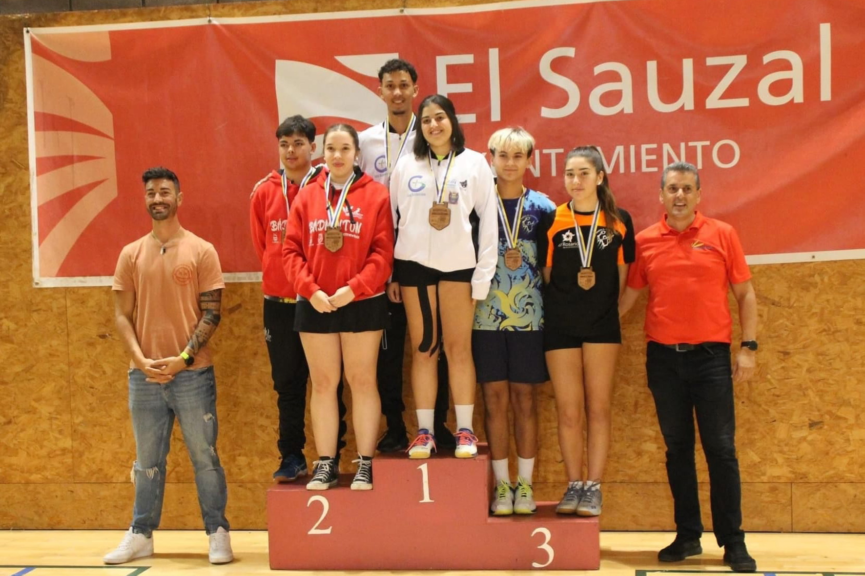 La representación herreña logra 4 medallas en el Campeonato de Canarias de Bádminton