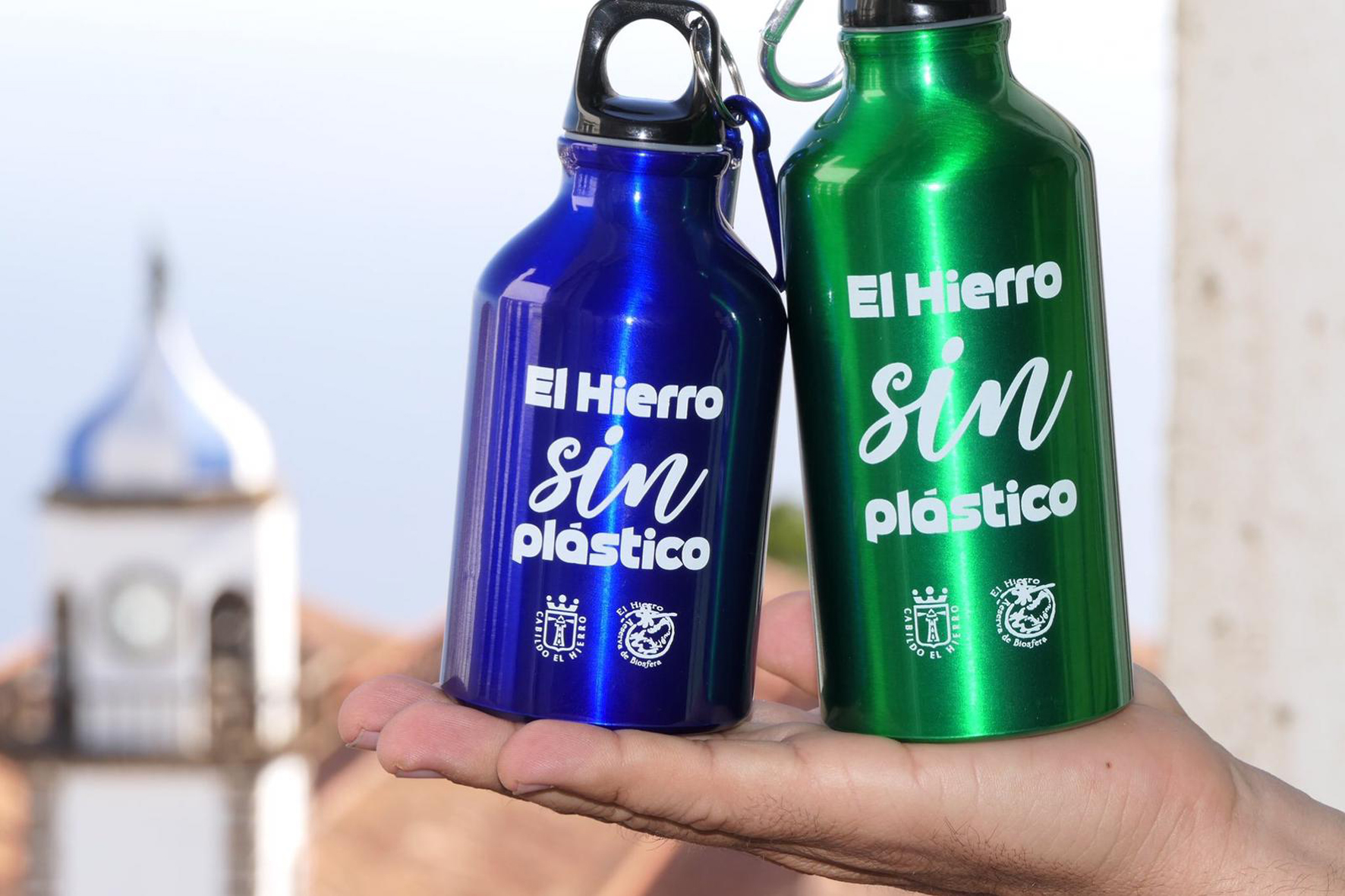 El Cabildo pone en marcha la campaña "El Hierro sin plásticos"
