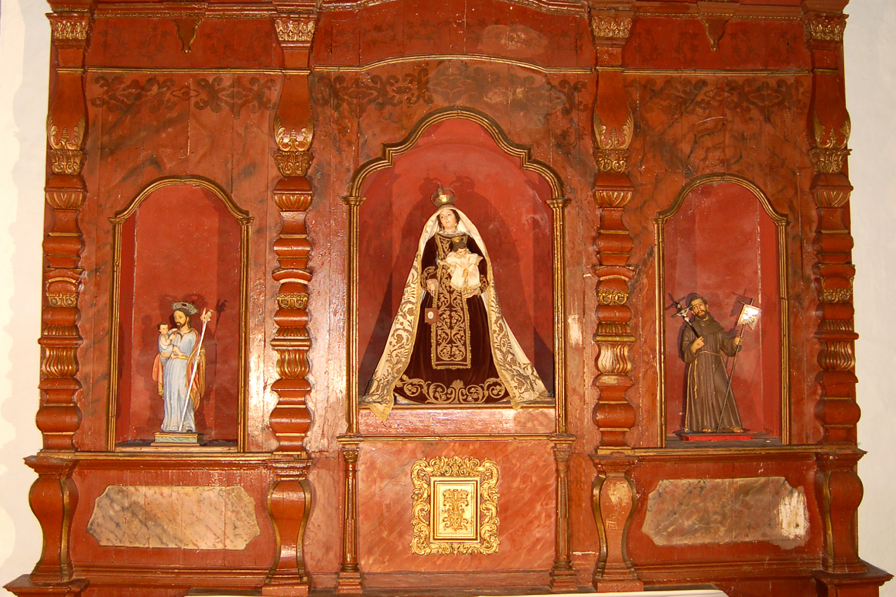 Sobre el patrimonio escultórico en El Hierro, a propósito de la restauración del retablo de la Virgen del Carmen (Valverde)