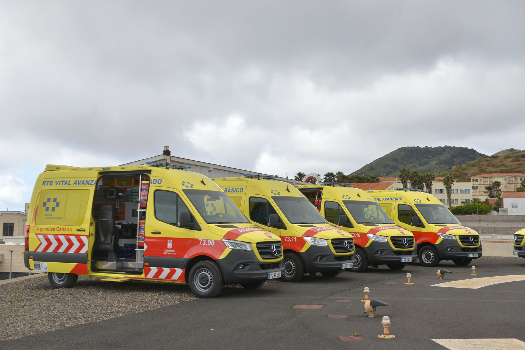 Atlantic Emergency presenta en El Hierro la nueva generación de vehículos para transporte sanitario en las islas