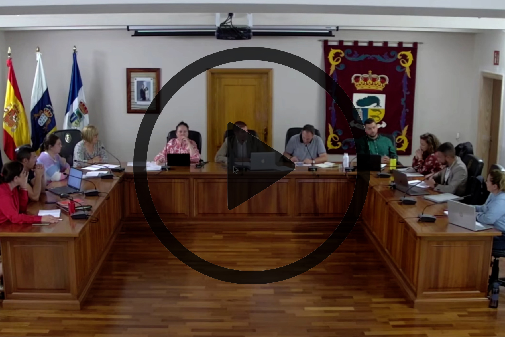 El concejal del PP en el Ayuntamiento de La Frontera abandona el Pleno una vez el Alcalde pidiera repetir la votación de uno de sus puntos