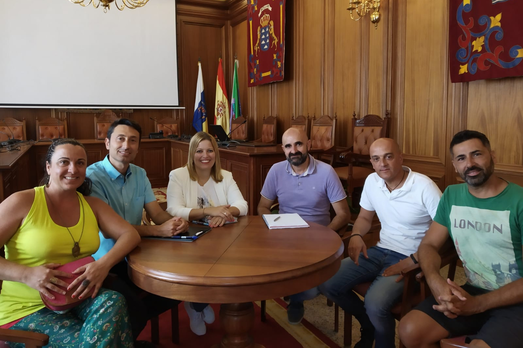 El Ayuntamiento de Valverde se compromete a proteger y rescatar el silbo herreño
