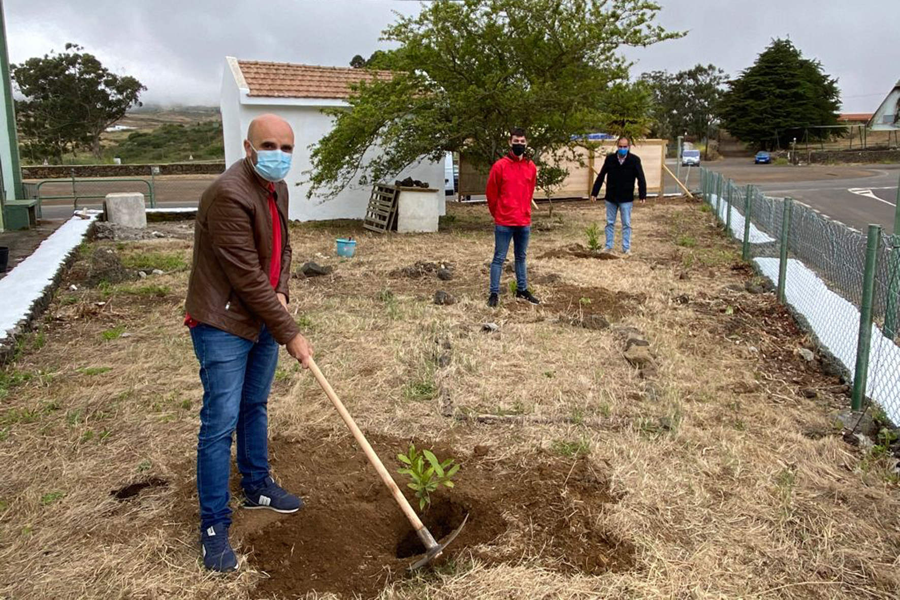 Valverde participa en la campaña “Un árbol por Europa”