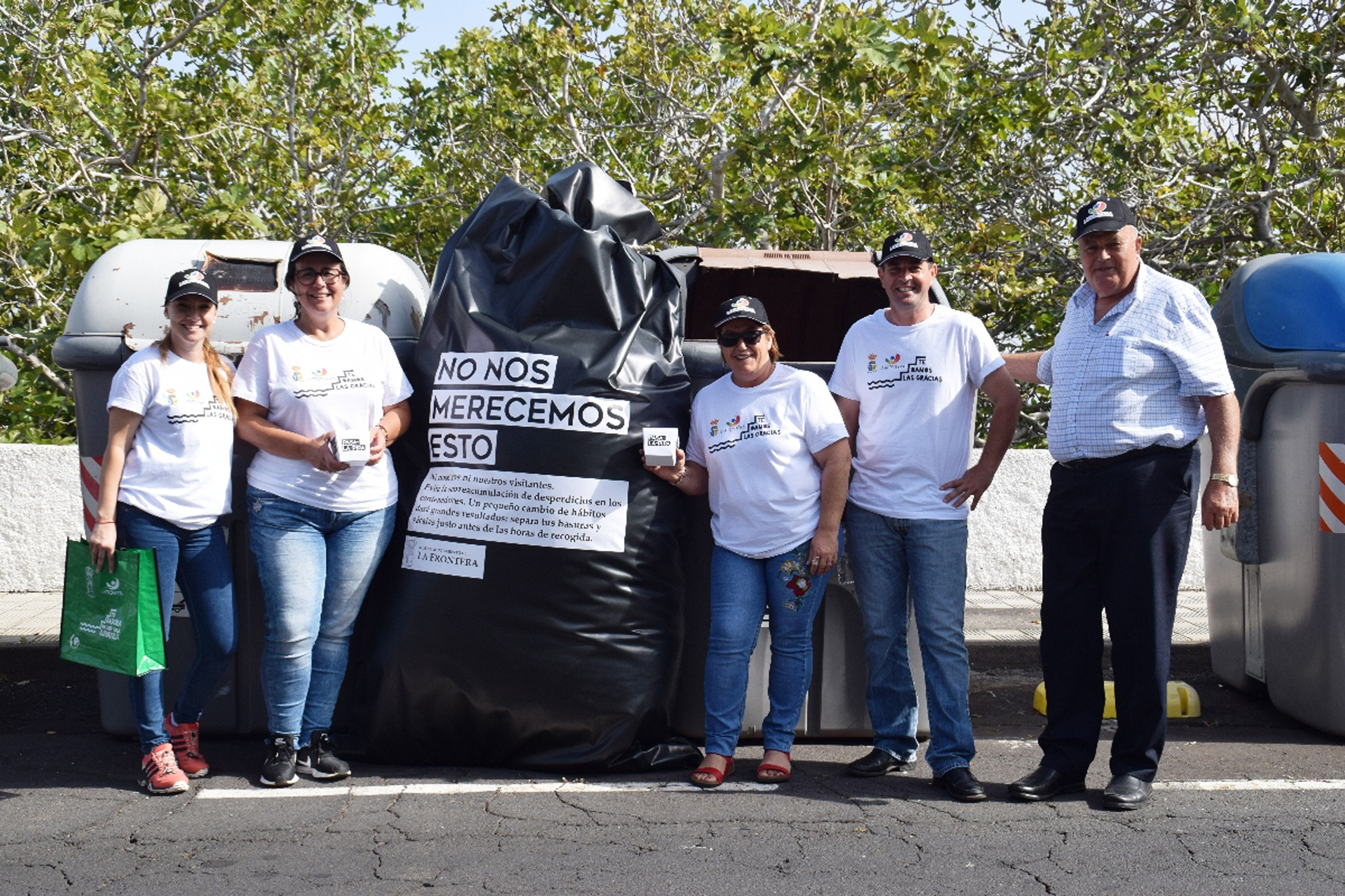 “Hasta aquí hemos llegado con las basuras” La Frontera lanza una campaña de sensibilización ciudadana