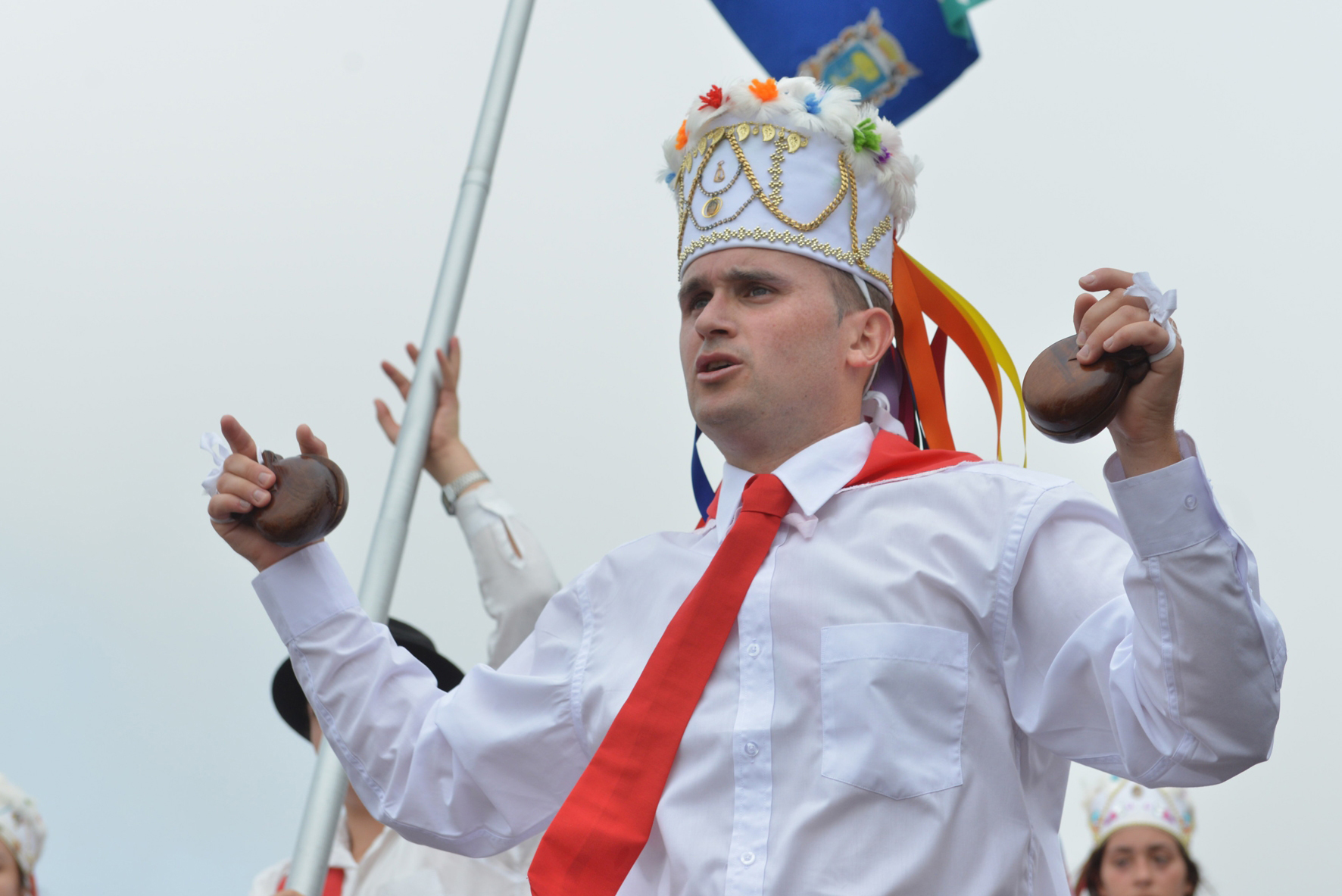 El Ayuntamiento de Valverde organiza talleres de elaboración de gorros de bailarín de la Virgen