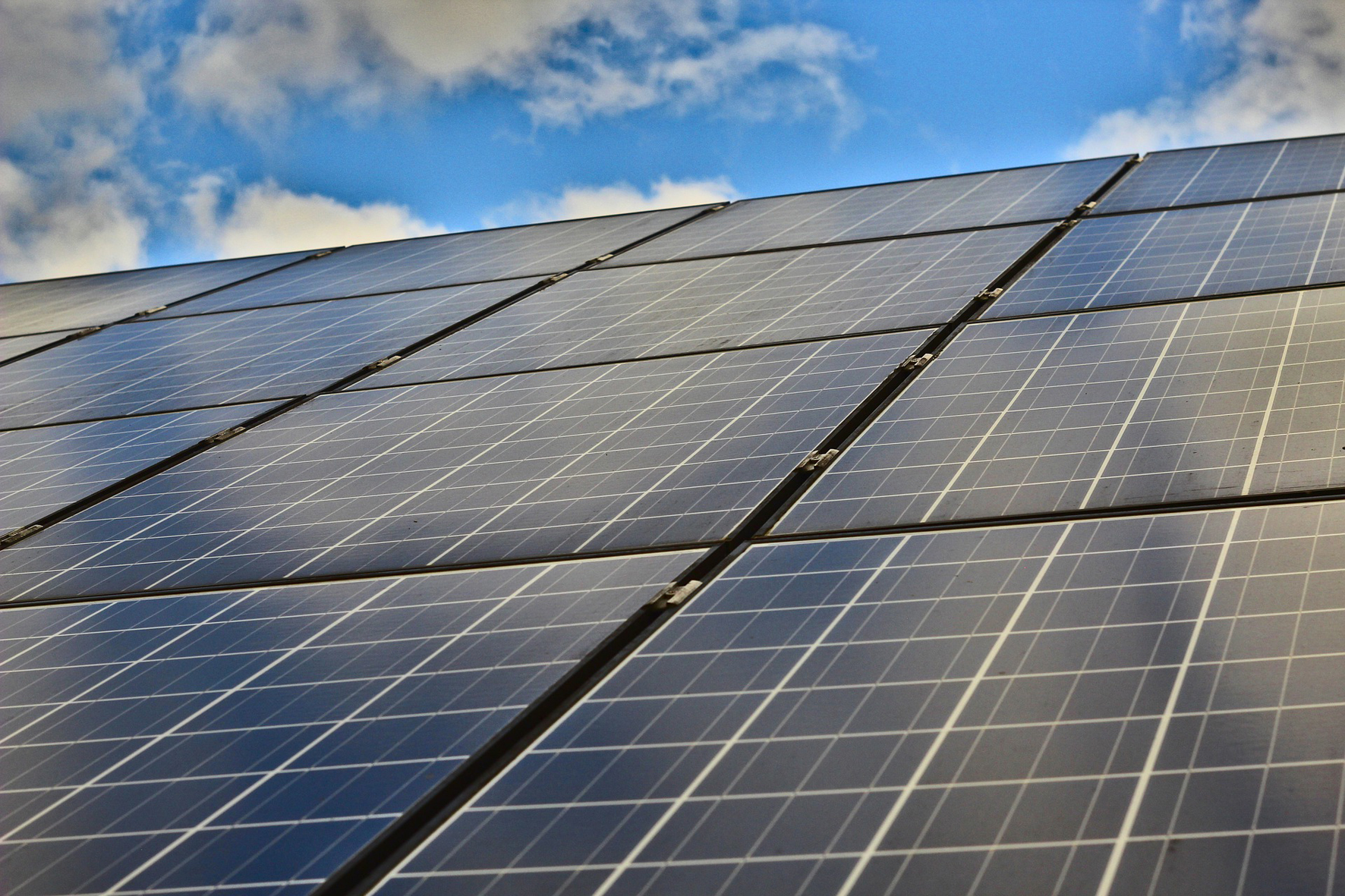 El Ayuntamiento de La Frontera instala placas fotovoltaicas para el autoconsumo energético en sus dependencias municipales