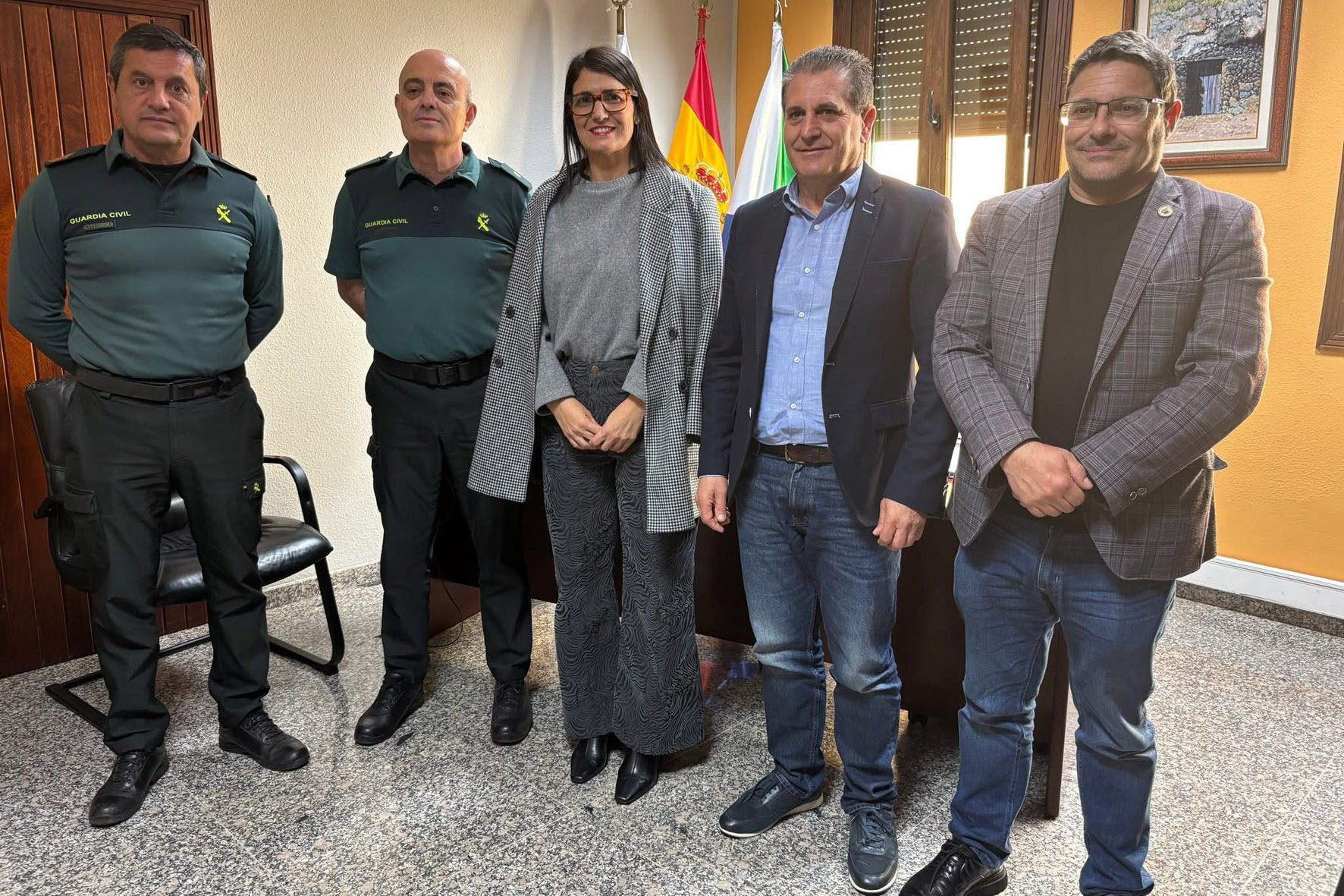 El Cabildo se reúne con el Jefe de la nueva Unidad de Protección de la Naturaleza de la Guardia Civil de Canarias