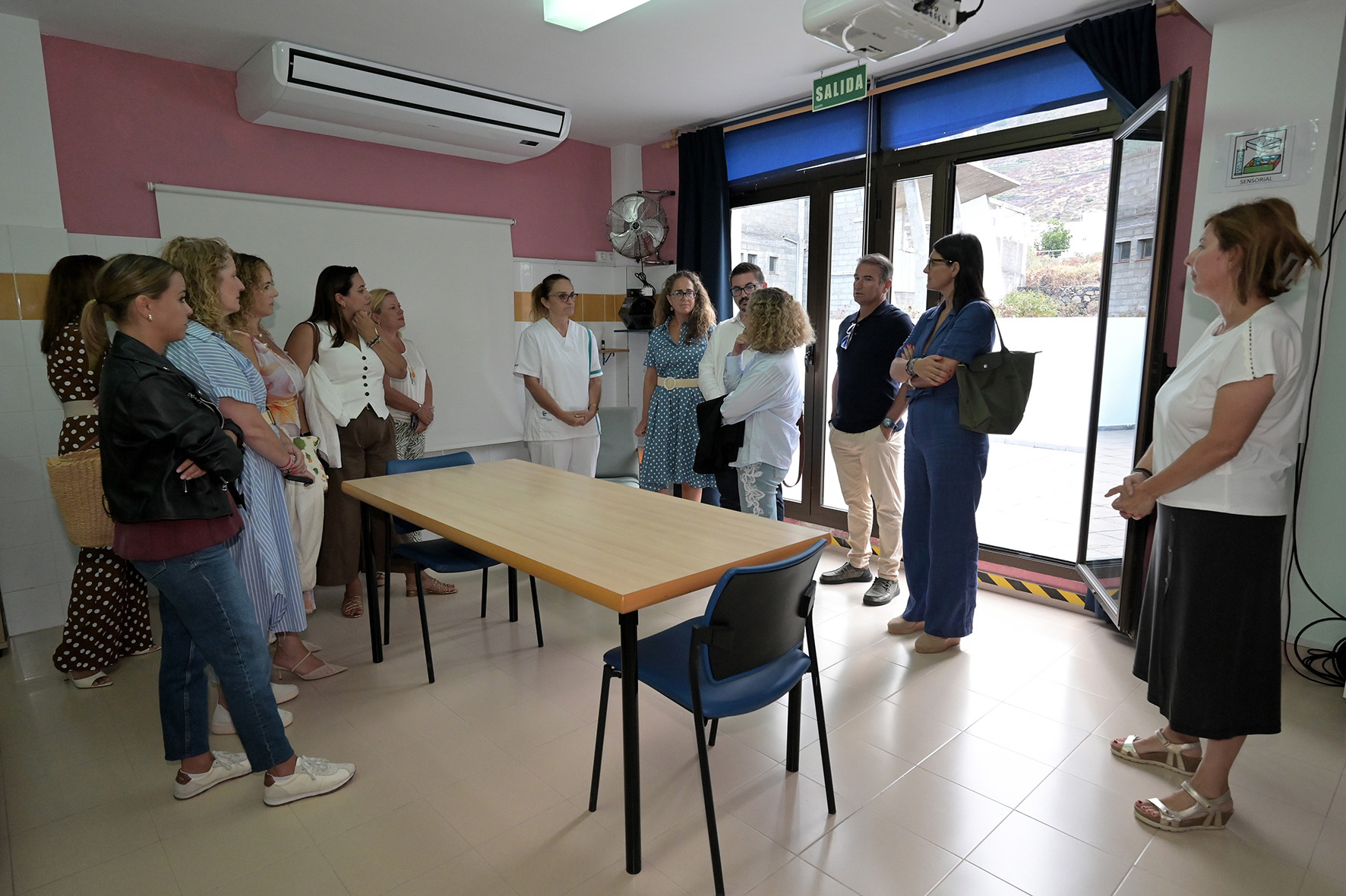 La Comisión de Discapacidad del Parlamento de Canarias se reúne con instituciones, entidades y colectivos de El Hierro