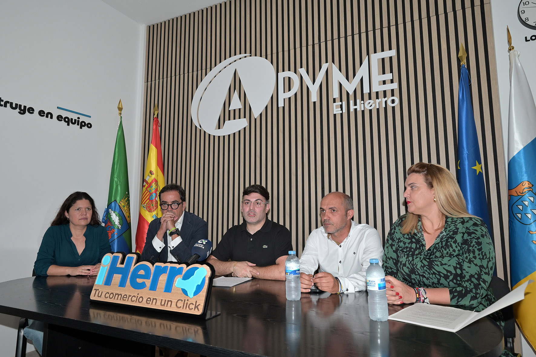 Instituciones y APYME El Hierro presentan el proyecto iHerro, Comercio en un Click