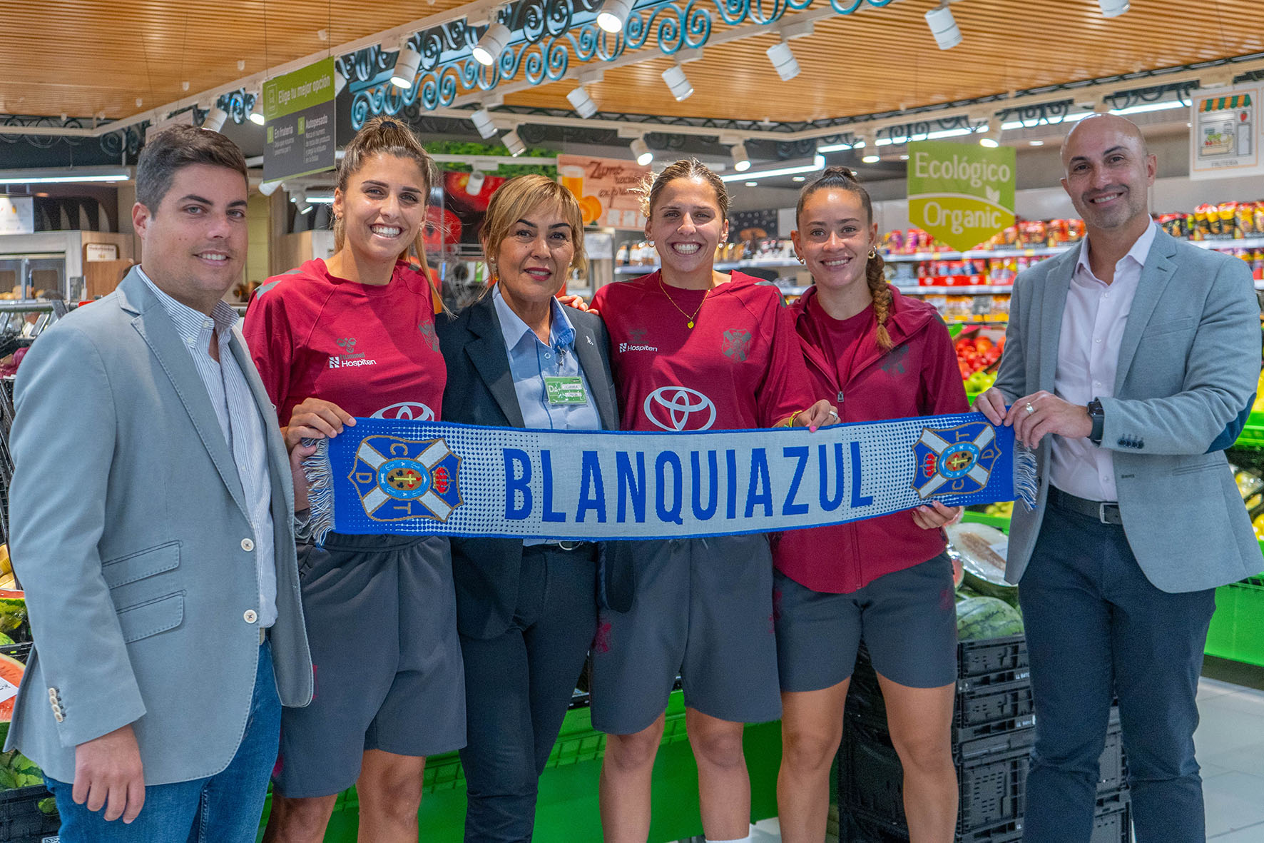 HiperDino impulsa el fútbol femenino como patrocinador del Costa Adeje Tenerife