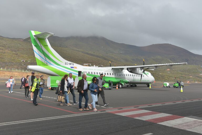 El aeropuerto de El Hierro registra más de 35.000 viajeros durante agosto