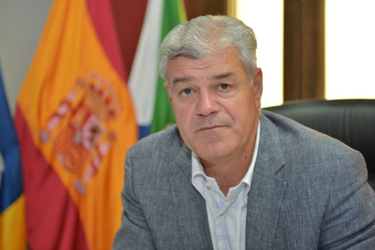 El PSOE asegura que defenderá los intereses de los herreños en Venezuela, pese al voto en contra de AHI
