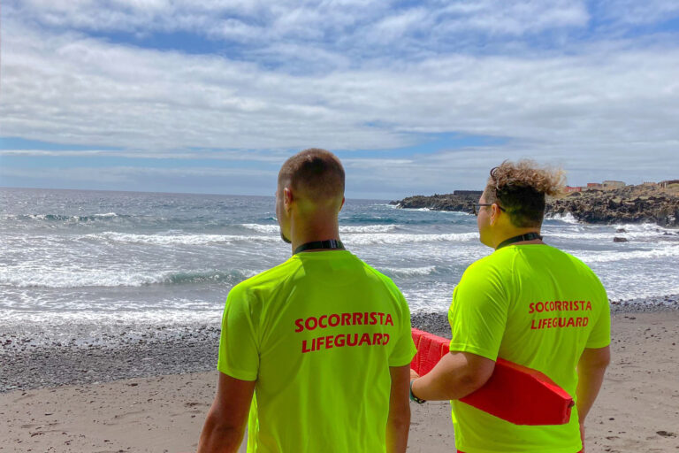 El Ayuntamiento de Valverde adjudica el servicio de socorrismo en sus zonas de baño para el verano de 2026