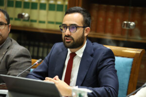 Acosta pide eximir del pago de tasas de pantalanes en La Restinga, hasta que acaben las obras