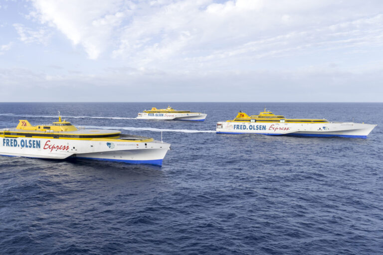 Fred. Olsen Express incorpora una nueva tarifa para viajes entre islas con ida y vuelta el mismo día