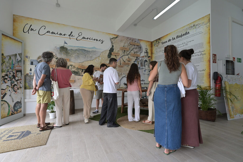 Cierra al público de la Oficina Insular de la LXXI Bajada de La Virgen de Los Reyes