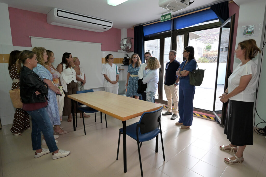 La Comisión de Discapacidad del Parlamento de Canarias se reúne con instituciones, entidades y colectivos de El Hierro