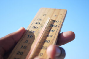 Sanidad mantiene avisos de riesgo para la salud por calor en Tenerife, El Hierro, La Palma, Gran Canaria y Lanzarote