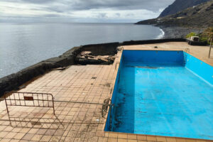 Javier Armas se reunirá con Paradores para conocer el estado y los plazos de ejecución de las obras de reparación de la piscina del Parador de El Hierro
