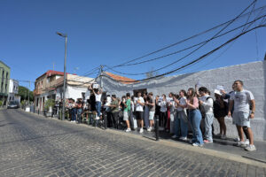 Estudiantes de bachillerato del IES Garoé protestan por las condiciones del centro educativo, tras la instauración del CIFP