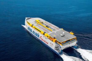 Fred. Olsen Express transportó a 179.000 personas durante el primer año de su ruta El Hierro – Tenerife