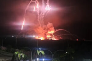 EE.UU. confirma la incursión militar en Venezuela y la captura de Nicolás Maduro y su esposa