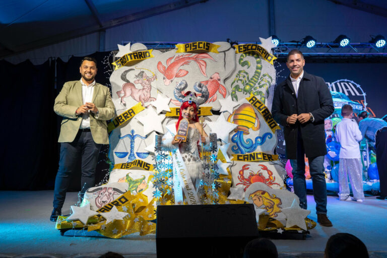 Lúa Padrón Zamora es elegida Reina Infantil del Carnaval de La Frontera 2026