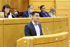 ASG reclama en el Senado la sustitución del sistema AFIS en los aeropuertos de La Gomera y El Hierro ante el incremento del tráfico aéreo