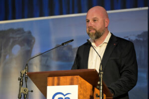 El PP celebra que El Hierro lidere la caída del paro en Canarias