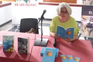 La Asociación Cultura Amador distingue a la escritora herreña Elvira Febles con motivo del Día del Libro