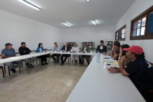 La secretaria general de Pesca del Gobierno de España se reúne con el sector de la pesca profesional de El Hierro