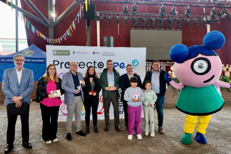 Valverde acoge la II Feria de Cooperativas Escolares del proyecto “Enseñar para Emprender”