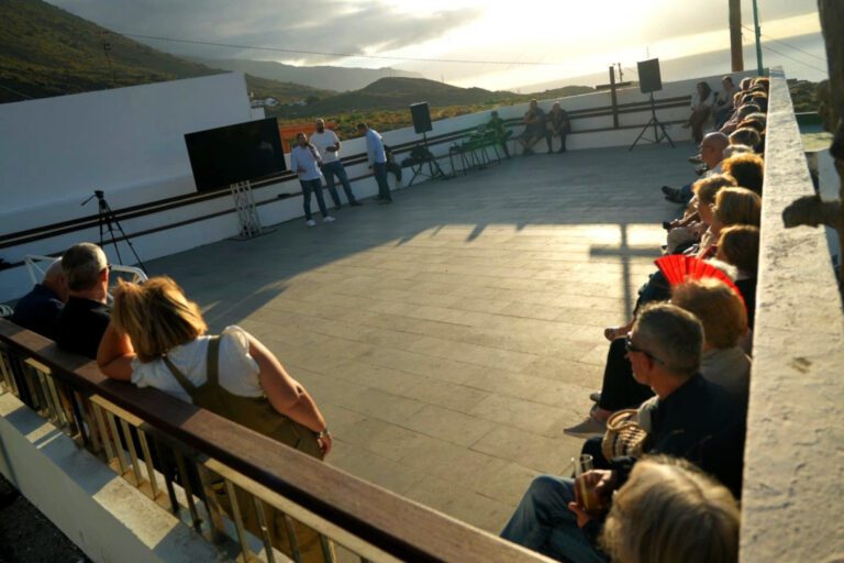 El Ayuntamiento de La Frontera expone a los vecinos el proyecto del Paseo peatonal de Los Llanillos