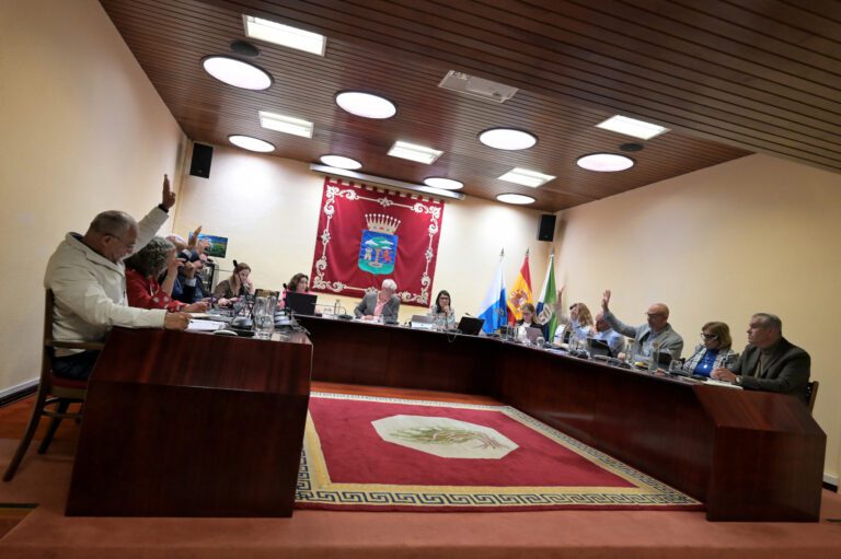 El Cabildo aprueba la formalización del convenio entre la institución insular y los ayuntamientos para la gestión de residuos