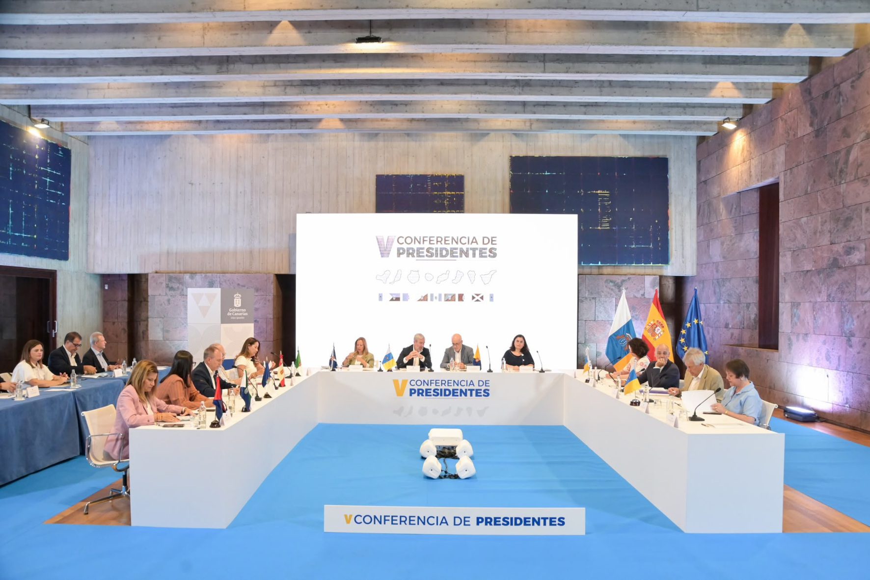El Cabildo de El Hierro defiende un nuevo FDCAN con menos burocracia, mayor eficiencia y agilidad en la V Conferencia de Presidentes