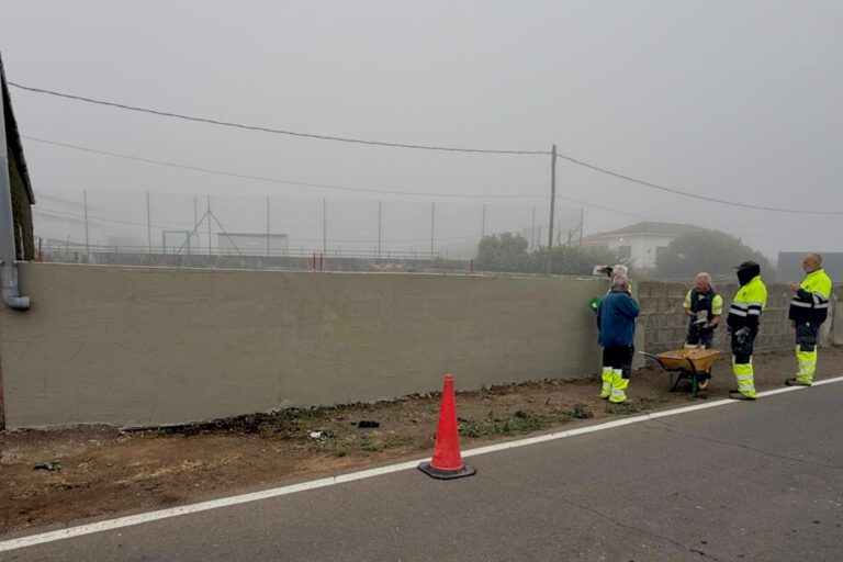 El Ayuntamiento de Valverde ejecuta trabajos de mejorando y embelleciendo en el pueblo de San Andrés