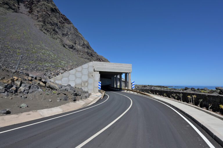 El Cabildo reclama al Gobierno de Canarias más medidas de seguridad en el entorno del Falso Túnel Pie del Mirador de Bascos