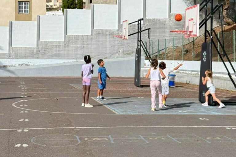 El Ayuntamiento de Valverde impulsa ayudas dirigidas a las familias y la comunidad educativa en el inicio del curso escolar